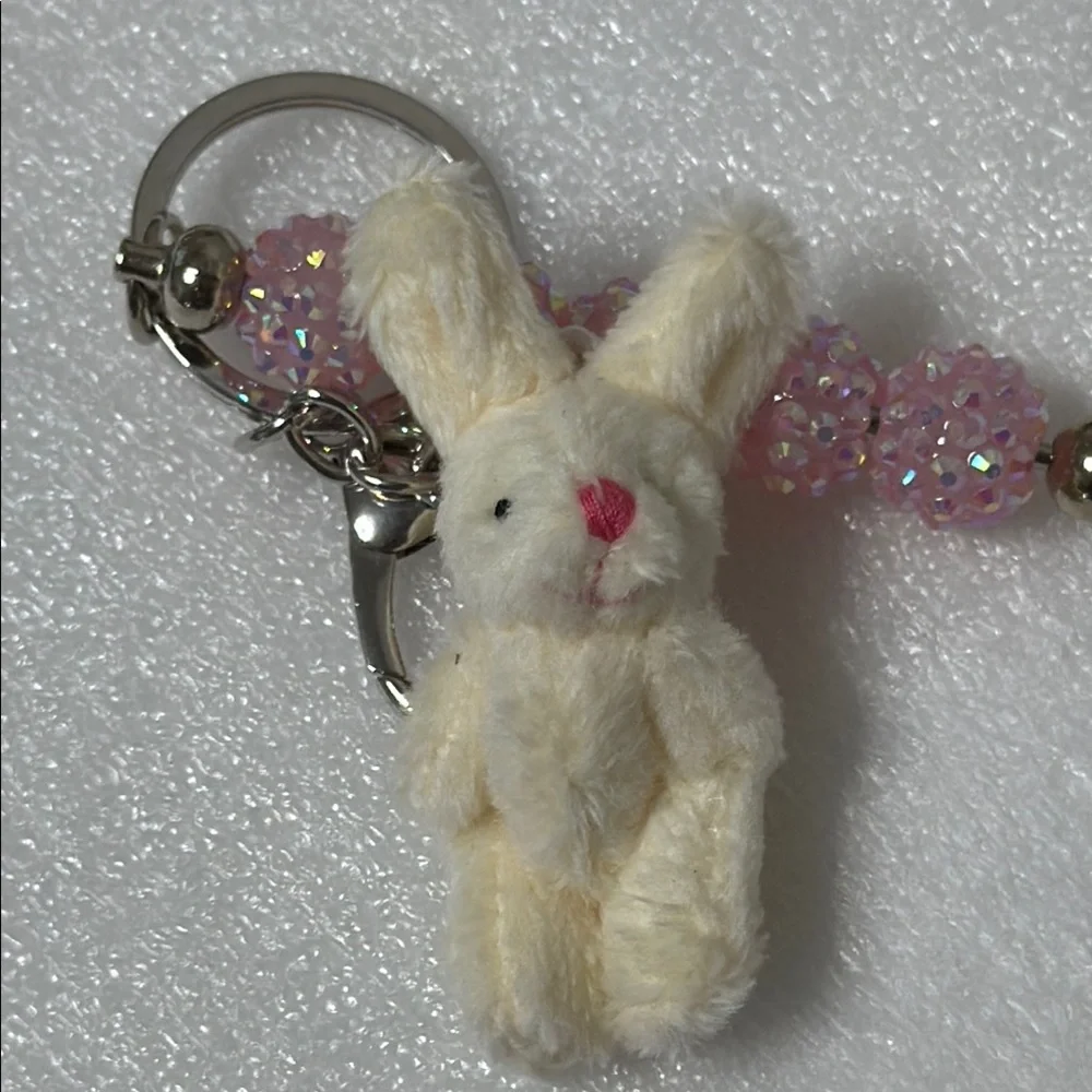 🐰 Adorable Plush Bunny Keychain with Pink Beaded Accents 🐰